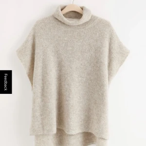 Väst  - Väst med polokrage från Lindex. Knappt använd. Slutsåld på hemsidan