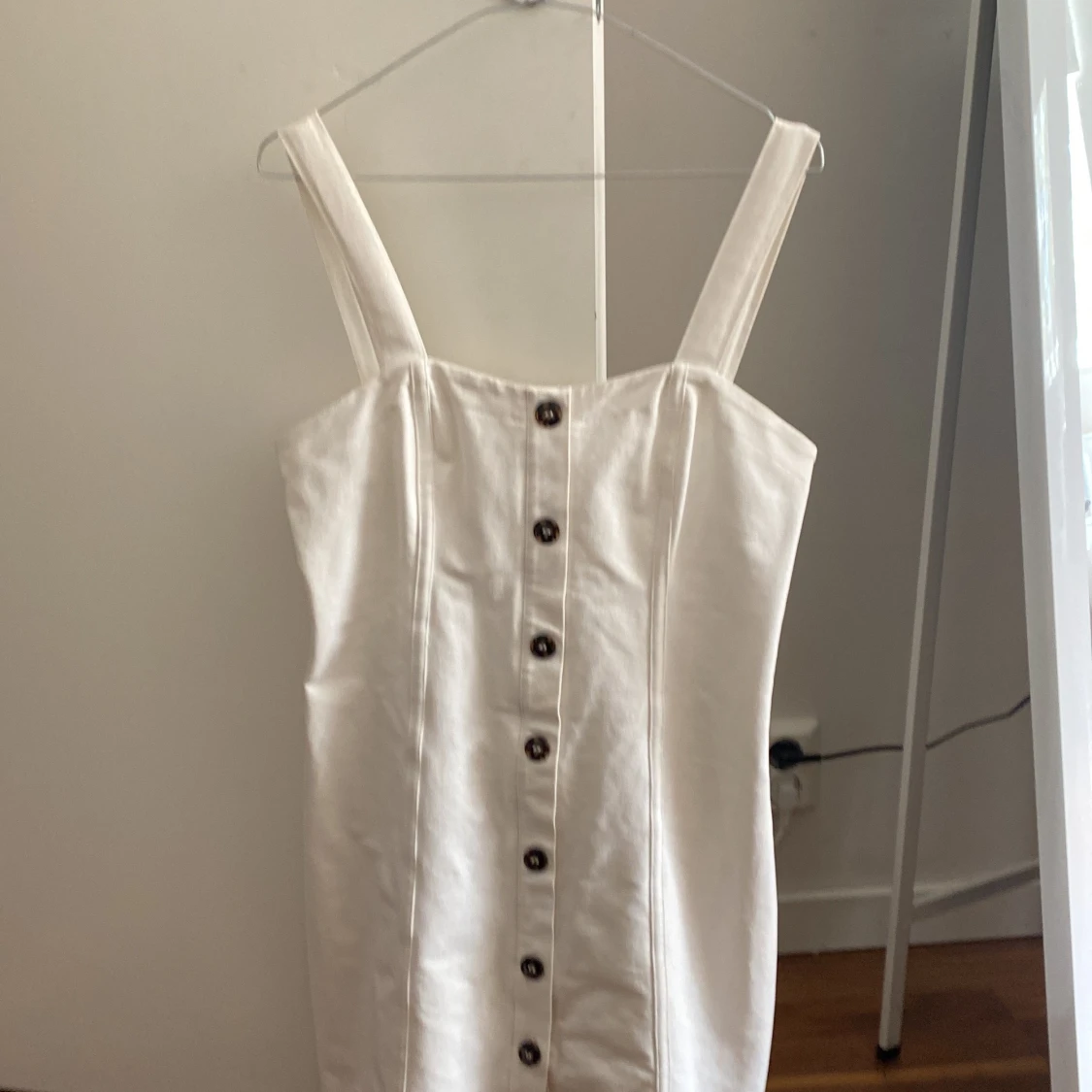 Vit klänning storlek S!!