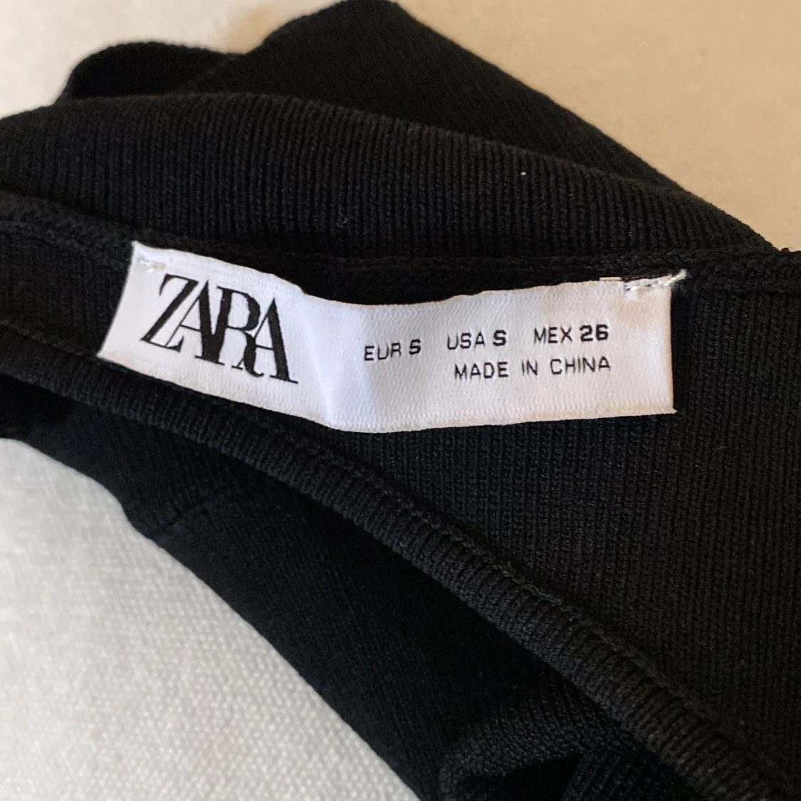 Snedskuren topp ZARA - 91