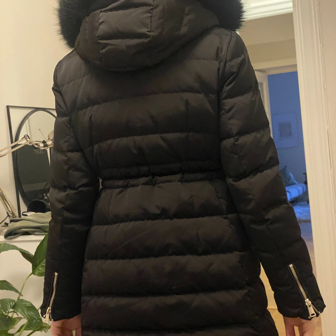 Svart Dunjacka med avtagbar päls - 91