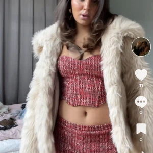 Sommartopp  - Sjukt fin topp som ej kommer till användning längre! Tryck gärna på ”köp nu” 