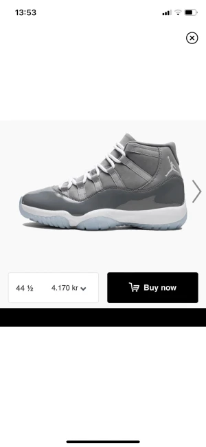Air Jordan 11 retro cool grey  -  Köpte skorna för två månader sen  har bara använt dom  några gånger dom är från restocks 