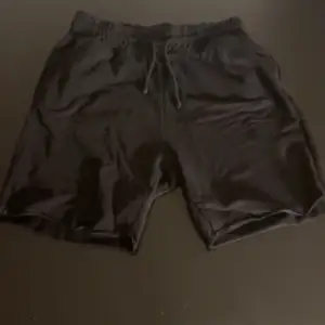 Svarta mjukis shorts från H&M
