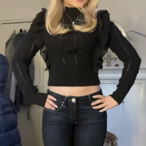 Stickad topp  - Från zara med volanger