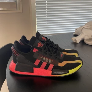 Adidas NMD - Säljer mina Adidas NMD i superbra skick