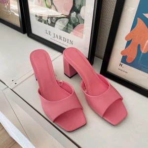 Klackar - Helt oanvända klackar (frakt tillkommer🤍)