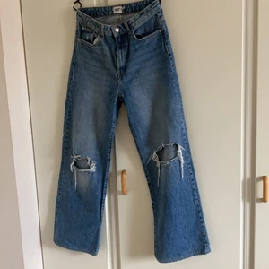  Jeans får lager 157 st M - Använda typ 4 gånger ungefär 3 år gammla typ