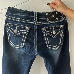 Miss me jeans  - Långa lågmidjade Miss me jeans  Storlek 27 Passar en s/m Långa i benen ( passar mig 177)