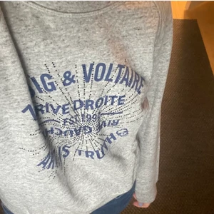 Zadig  - Söker denna Zadig tröja för ett bra och rimligt pris❤️