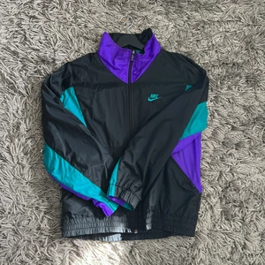 Vintage Nike vindjacka - Size m  Nästan helt ny