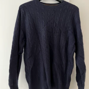 Kashmir tröja - The monaco kashmir 100% Aldrig använd, endast testad. Nypris ca 4000kr