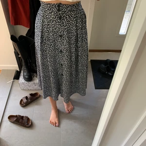 Monki kjol XS - Endast avhämtning 