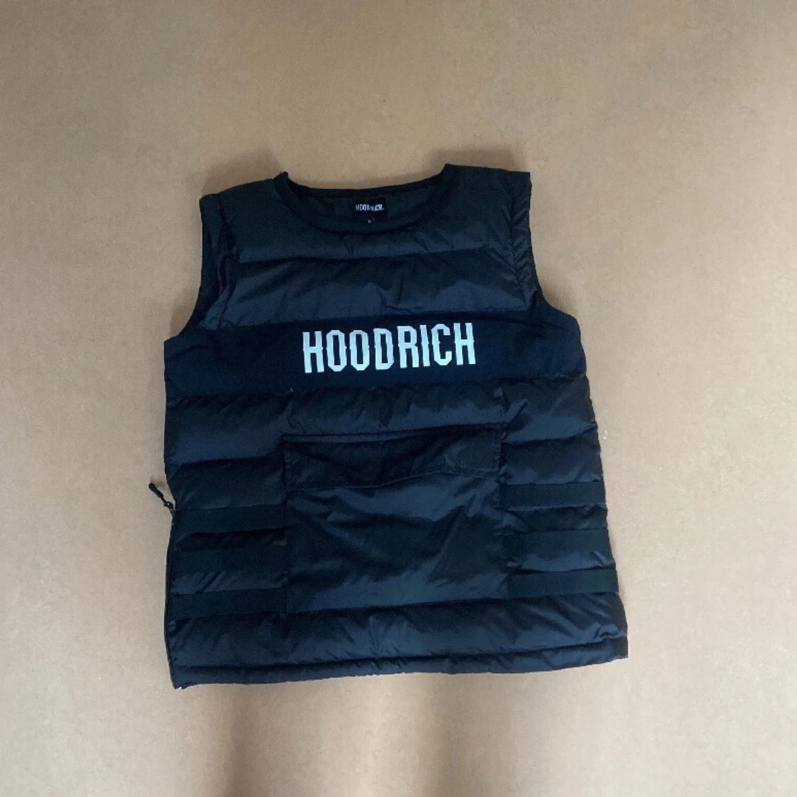 Hoodrich väst