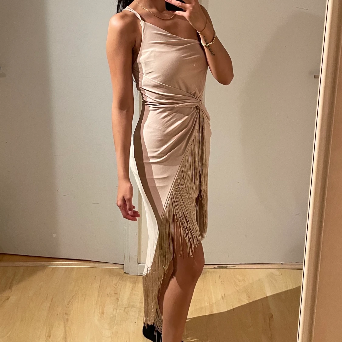 Beige festklänning - 91