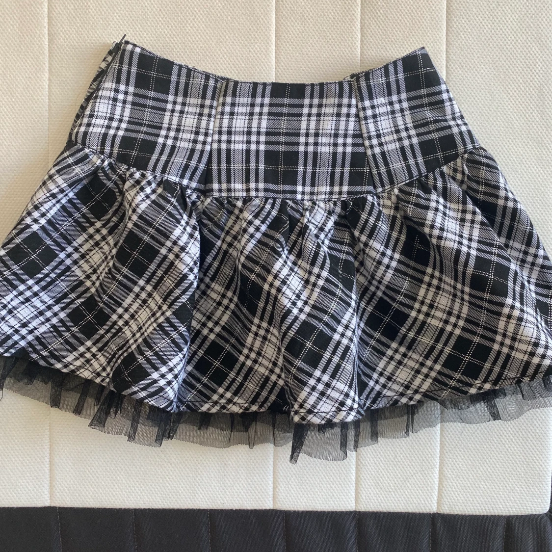 rutig kjol m tull - 90