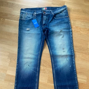 Armani Jeans - As feta jeans, köpta från sellpy. (Buda) 