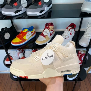 Jordan 4 ”Canvas” - Snygga jordan 4or nu till sommaren! I bra material som gör att de ej creasar lika lätt!