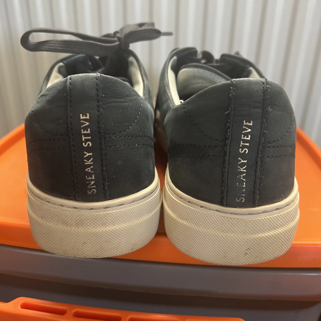 Sneaky Steve 42 - 90