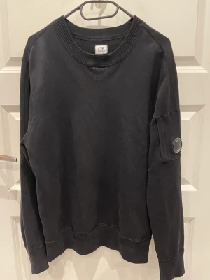 CP company - Säljer billigt, behöver bli av med lite kläder! Inget kvitto kvar tyvärr.