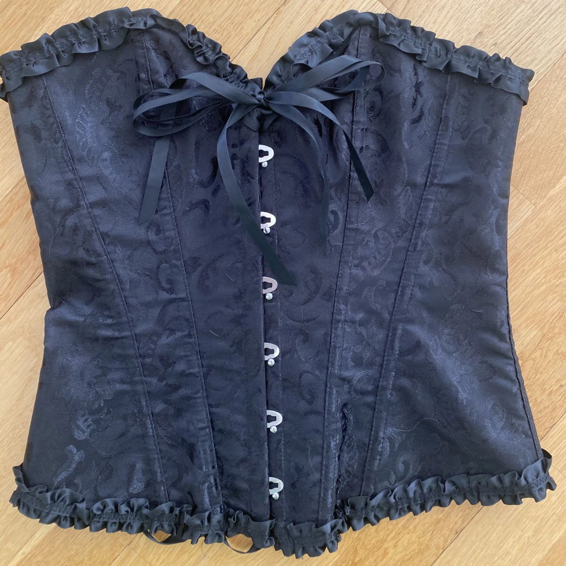 Svart korsett - 90