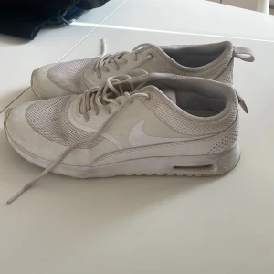 Nike skor - Nike stor i storlek 40