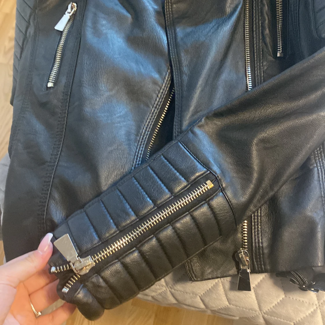 Chiquelle skinn jacka  - 90