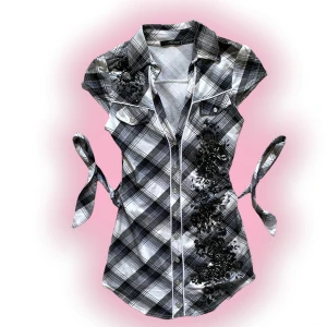 Vintage y2k topp - Snygg topp från jane norman med snören. 😍😍 Köparen står för frakt. ❤️