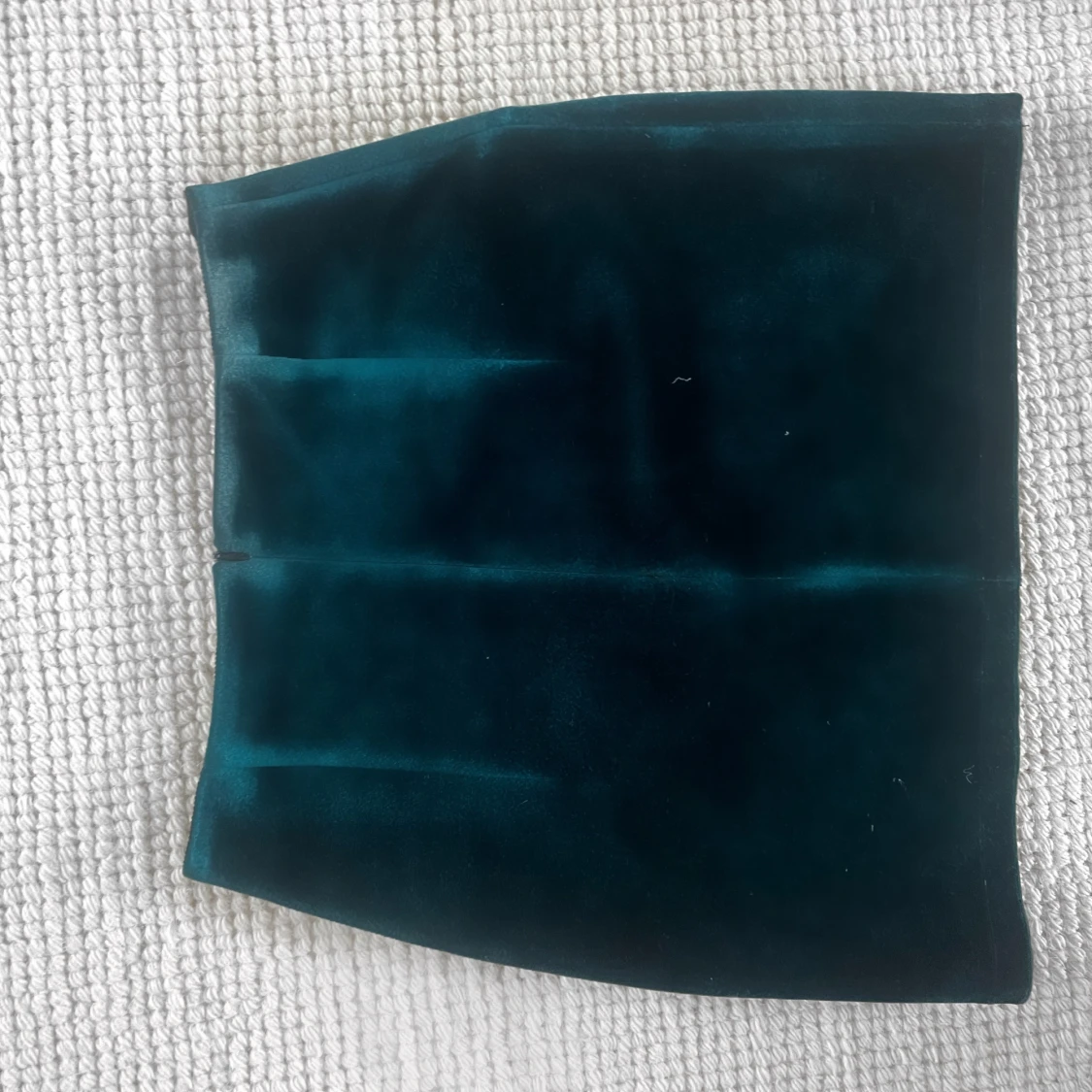 Sandro mini sammetskjol - 90