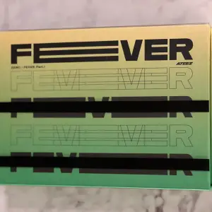Säljer mitt ateez zero: fever part.1 album! allt följer med:) 