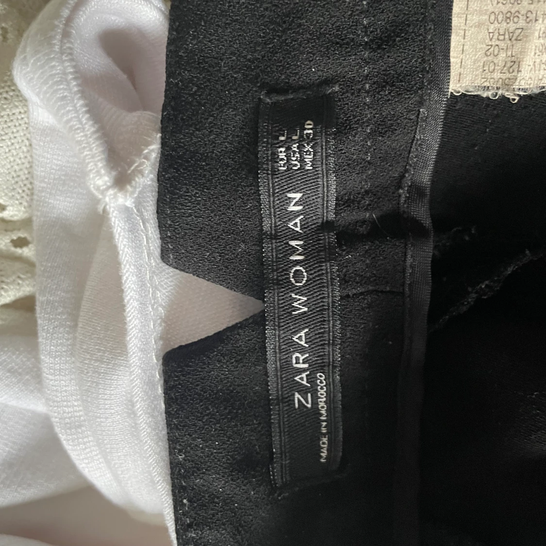 Vida kostymbyxor från Zara strlk L - 91