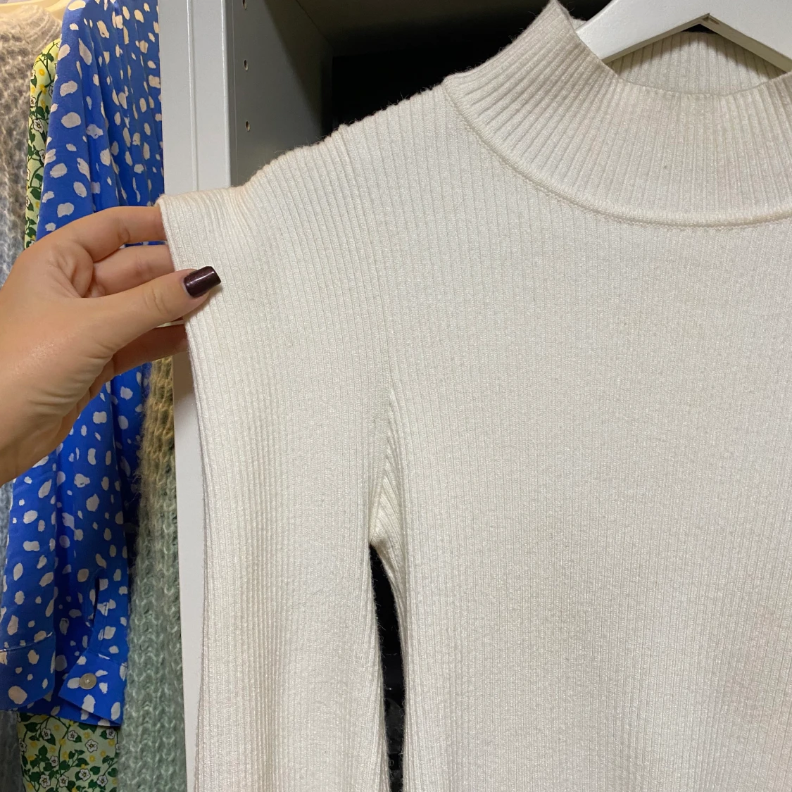 Tröja med fuffig Axel  - 90