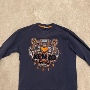 Kenzo tröja - Kenzo tröja storlek M Skick 7/10 Pris kan diskuteras  