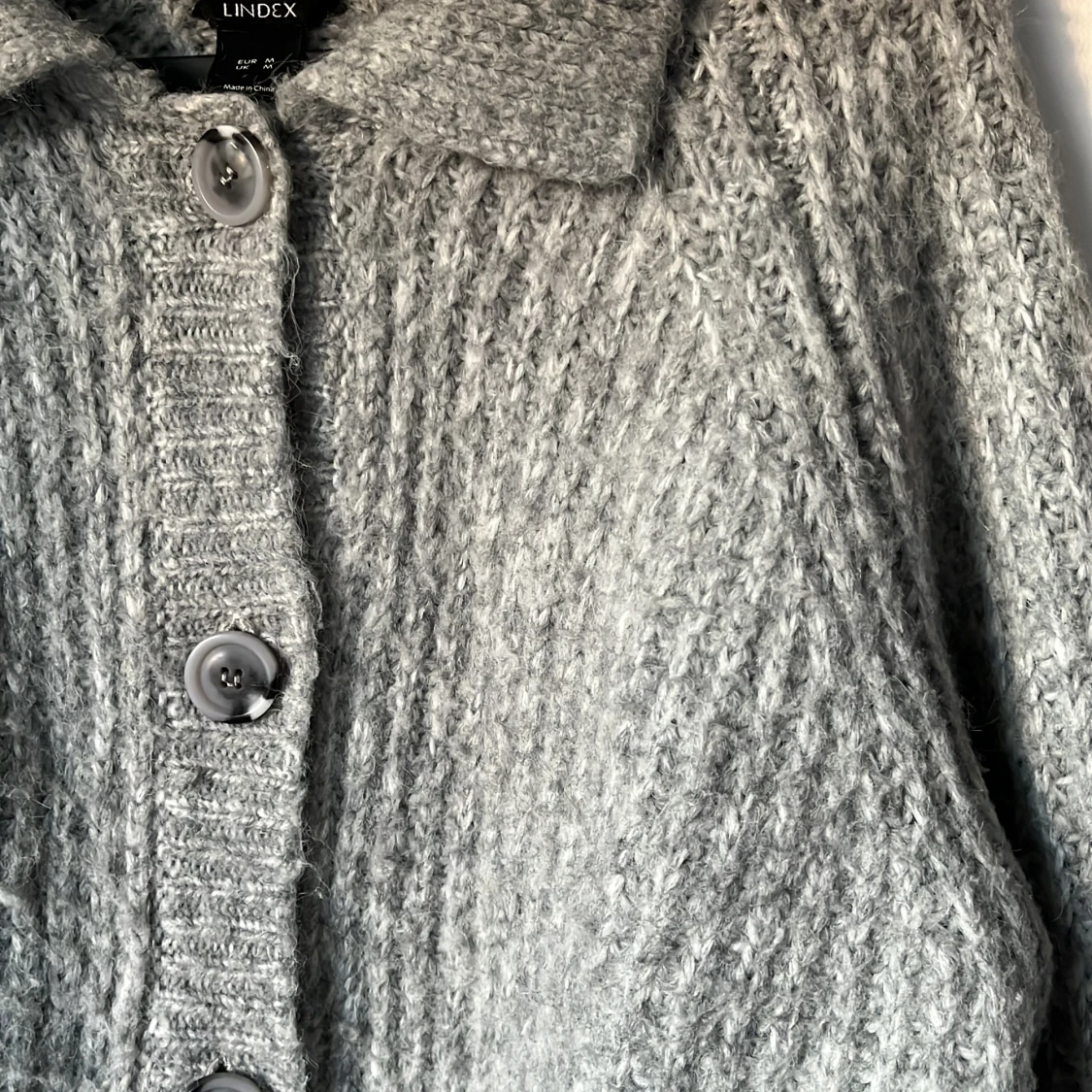 Grå stickad från Lindex! - 90