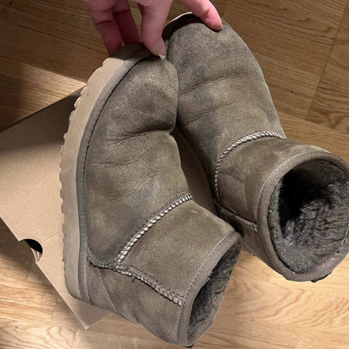 Uggs - 91