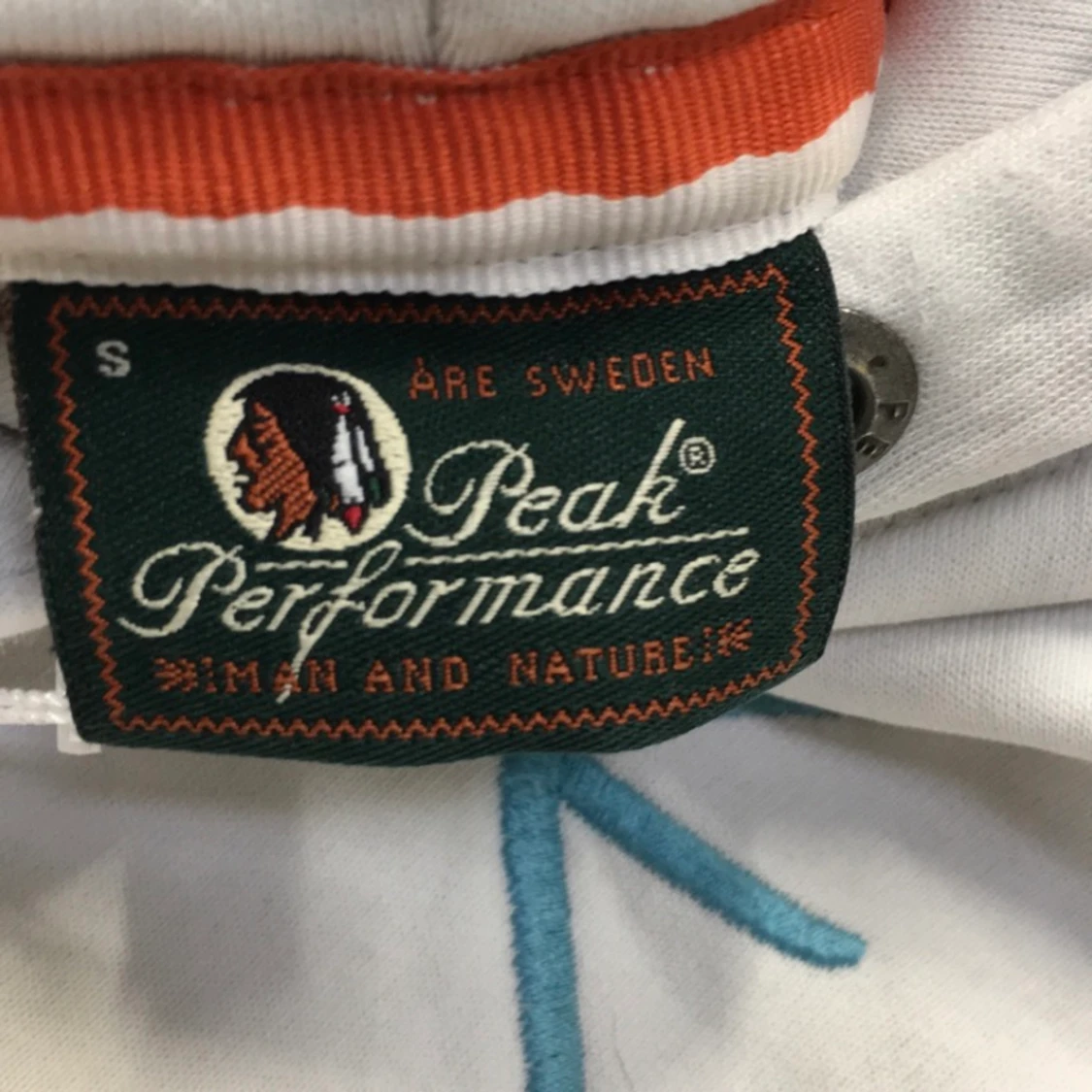 Peak Preformance hoodie  - 91