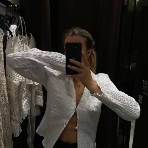 Vit tröja - Vit tröja från Zara