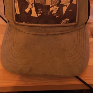 Maggiore keps - Nästan helt ny maggiore keps,  Denna maggiore keps var ett sammarbete med stayhard och är ganska svår att få tag i