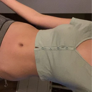 Grön sommartröja ☀️  - Grön tröja perfekt till sommaren💚