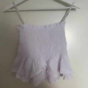 🤍vit topp🤍 - vit topp sparsamt använd🤍 storlek L-XL🤍 