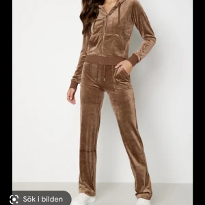  Juicy couture byxor!!!  - Helt nya juciy couture byxor, alldrig använda. Säljer för att jag alldrig använder dom💕