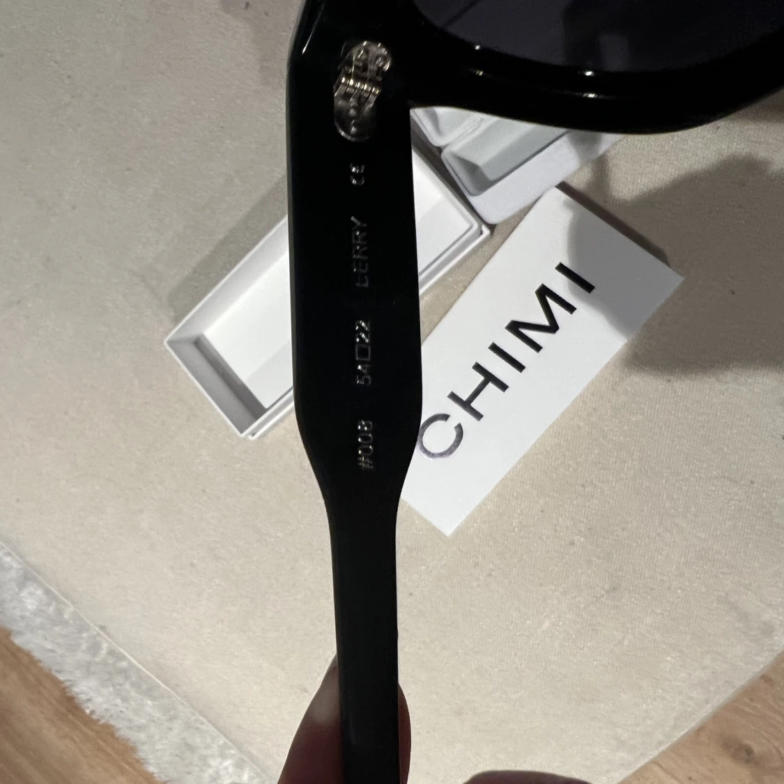 CHIMI SOLGLASÖGON 08 BLACK - 91