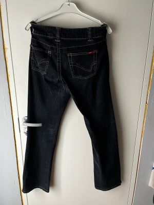Jeans  - Lågmidjade jeans 