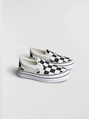 Vans  - Säljer mina älskade vans pga för små 💔💔 dom är vanliga i storleken men jag köpte mindre storlek än vad jag har för jag ville ha dom så mycket. Använda några få gånger, kan fixa egna bilder om man vill ha de. SÅÅÅ fin och så sköna. Köpare står för frakt 💘💘