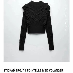 Zara tröja slutsåld  - Jättefin slutsåld zara tröja endast använd få gånger ny skick kontakta gärna för fler bilder ❤️❤️