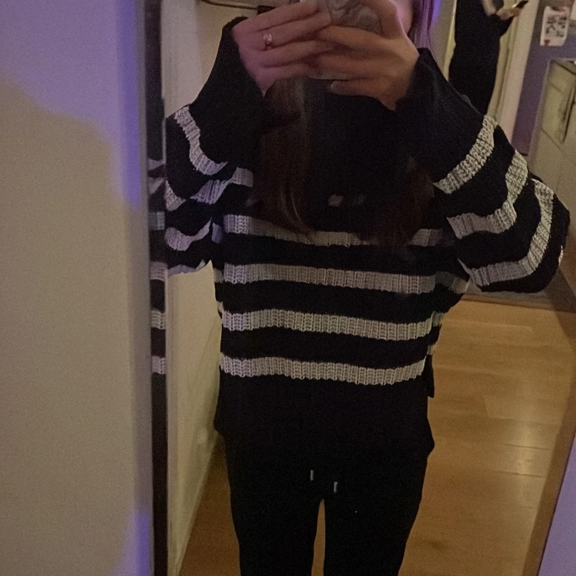 En fin randig tröja  - 91