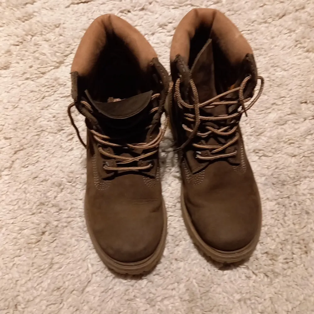 Timberland kängor i fint skick storlek 38 . Skor.