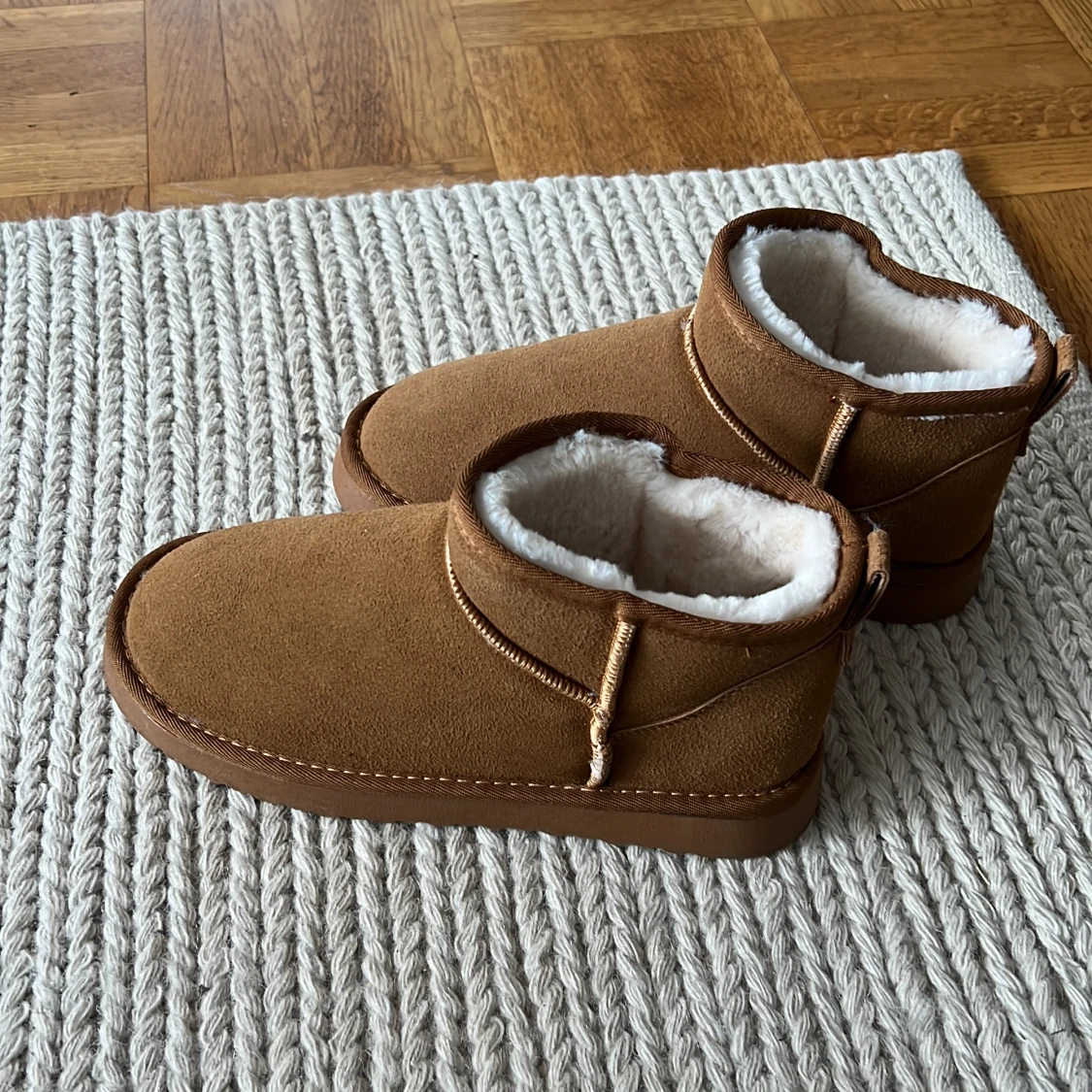 Tiktok uggs - 90