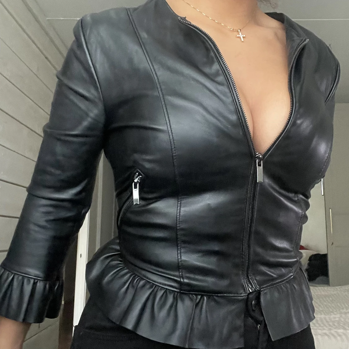 Söt jacka/kofta i skin  - 90