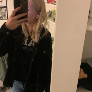 Kofta/tunn kappa  - Aldrig använd pga inte min stil 