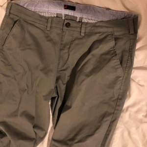 Mörkgröna vida chinos - Rkt vida, Baggy 